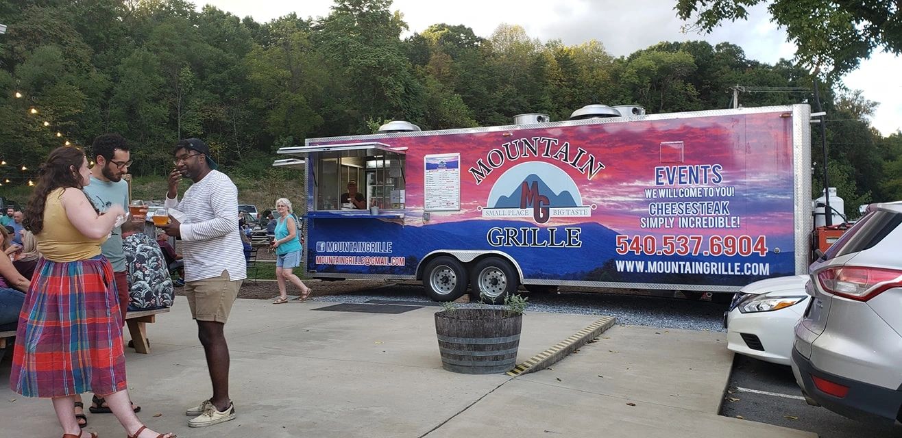 Mountain Grille food truck at parkway event